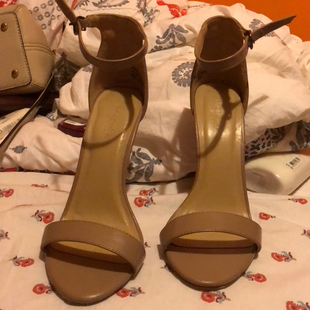Charolette russe tan heels